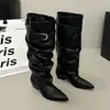 Botas apiladas de punta fina con pliegues Melard para mujer, botas de vaquero de caña alta con hebilla de cinturón, botas de vaquero western vintage de caña ancha