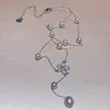 Nuevo Collar para Clavícula de Estilo Coreano de Alta Gama de Nicho con Borla Dulce y Fresco Floral con Zirconia Entrelazada y Perla