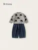 Bangxuan Huzhou Zhili Ropa Infantil Conjunto para Niñas Suéter Cardigan Estrella Pantalones Acampanados de Mezclilla Conjunto de Dos Piezas para Niños Nuevas Llegadas
