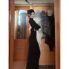 Vestido Retro Delgado sin Espalda Cepillado Engrosado para Mujer Otoño Nuevo Cuello Alto Temperamento Hueco Elegante Pequeño Vestido Negro