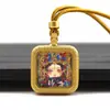 Colgante Mini Thangka Cuadrado con Chispas Doradas, Cinco Budas, Dios Amarillo de la Riqueza, Vida Pasada y Presente, Collar con Colgante Thangka de Tara Verde