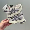 Zapatillas transpirables para niños tipo "Dad Shoes" 2026 Primavera/Otoño Nuevas Zapatillas Deportivas para Niños con Superficie de Malla Ligeras Antideslizantes Zapatillas Casuales para Niñas