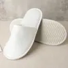 Pantuflas desechables de hotel, pantuflas de felpa desechables, pantuflas de forro polar coral, pantuflas para adultos, especiales para casas de huéspedes y hoteles