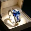 Huajie Nuevo Anillo Transfronterizo Anillo Cuadrado de Zircón Azul Anillo Geométrico para Dedo Índice de Mujer Estilo Europeo y Americano Fabricante Venta al por Mayor