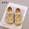 Tênis para Meninas Tamanho 26-37 Modelo Novo 2026 Sapatos de Treino Alemães Infantis Sapatos Esportivos de Malha Respirável para Primavera e Verão Verão