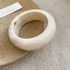 Pulsera Abierta Redonda de Acrílico Retro Europea y Americana, Simple, Moderna, Personalizada, Versátil, Diseño de Joyería para Mano de Nicho