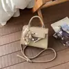 Bolso Pequeño Retro de Gama Alta para Mujer, Nuevo Modelo 2026, Bolso Cruzado Exquisito y Versátil, Bolso de Mano de Moda y Súper Popular