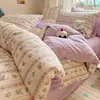 Conjunto de cama simples de algodão puro de quatro peças, lençol de algodão estilo fresco novo, capa de edredom, protetor de colchão, conjunto de três peças para dormitório
