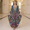 2025 nuevo vestido de playa de algodón europeo y americano con estampado de posicionamiento para mujer, bata holgada, blusa de bikini, ropa protectora solar