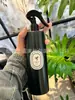 Garrafa Plástica Plana Portátil de 500ml para Borrifar Água Desinfetante de Álcool Remoção de Aldeído Removedor de Ácaros Garrafa para Regar Garrafa para Refrescar o Cabelo