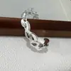 Pulseira de Patchwork Plissado Estilo Ins Coreano Punho Aberto Dourada e Prateada Duas Cores Folha Irregular Joia de Mão Direto da Fábrica de Origem