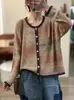 Otoño 2026 Nuevo Hilo de Algodón Retro Holgado Bloque de Color Cuello Redondo Versátil Casual Top Abrigo de Punto Mujer