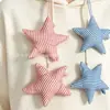 Nuevo accesorio de moda ins de algodón relleno a rayas con forma de estrella de cinco puntas, decoración colgante, ropa de moda, bolso de moda, accesorio versátil, decoración de estrella