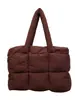 Bolsa de ombro de grande capacidade, bolsa acolchoada de algodão, novo modelo 2026 de bolsa de ombro sob o braço, bolsa de mão casual, bolsa tote plissada nuvem