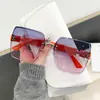 Novos óculos de sol sem aro para recorte Feminino Europeu e Americano retrô armação grande gradiente óculos de sol sombra de sol ao ar livre proteção UV