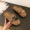 Mules cerrados estilo francés para mujer, nuevo calzado de verano para exteriores, adecuados para combinar con faldas, sandalias slip-on de suela blanda, sandalias para mujer al por mayor