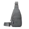 Bolso cruzado transfronterizo 2026 modelo nuevo para hombre con múltiples compartimentos, bolso para mujer, bolso de pecho, bolso pequeño ligero de moda para exteriores, bolso para ciclismo