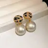 Pendientes de Borla Geométrica de Perla con Circonita de Aguja Plateada Pendientes Elegantes de Lujo Ligero Pendientes de Moda Exquisitos Versátiles para Mujer