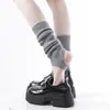 Calcetines Grises sin Pies de Primavera y Otoño Estilo Lolita Japonés Calentadores a Rayas Holgados Blancos Versátiles para Mujer