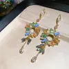 Brincos Quadrados de Cristal com Inlay de Agulha de Prata Nicho Luxo Leve Design de Ponta Brincos Personalizados Modernos Versáteis para Mulheres