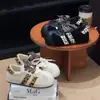 Tênis de Treino Retro Alemão Versátil de Nicho para Mulheres, Modernos Outono 2025 Novo Estampa de Leopardo Solado Grosso Aumentador de Altura Esportivo Casual