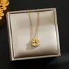 Novo estilo multi-uso coração a coração abre e fecha flor de quatro folhas colar moda feminina amor dobrável titânio aço clavícula corrente joia