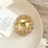 Pinza para el Cabello Popular de Flor de Orquídea Mariposa 2026 para Mujer, Pinza para el Cabello de Flor de Hortensia Estilo Vacaciones en la Playa, Accesorio para el Cabello con Pinza de Flor Artificial para Mujer