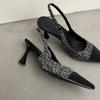 Sandalias de Verano 2025 Color Block Nuevas Punta Fina Tacón Medio Moda Francesa Baotou Zapatos de Tacón Alto para Mujer