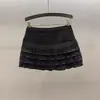 Saia Original de Qualidade Estilo Puro Desejo Doce e Picante para Meninas com Barra de Renda em Camadas para Mulheres, Ligeiramente Volumosa, Anti-Exposição, Saia Curta que Molda o Corpo