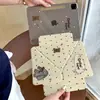 Conejo de Lunares Japonés y Coreano Adecuado para Funda Protectora de Tableta iPad Pro Y Fold Mini6 Succión Lateral Separación Air7/10ª Lindo