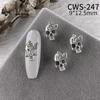 Joyería para decoración de uñas con diamantes 2024, nuevo estilo retro oscuro de Halloween, personalidad de araña, accesorios de aleación de calavera para uñas