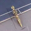 Campana Vajra de Latón Estilo Tíbet con Mantra de Seis Sílabas, Artículo Antiguo con Aspecto Vintage Desgastado, Colgante Decorativo para Llavero de Coche