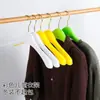 Cabide Plástico Colorido Espesso para Loja de Roupas Infantis Cabide para Calças Cabide Especial para Roupas de Bebês e Crianças Tamanhos Grande Médio Pequeno