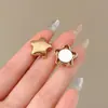 Broche Imán Hebilla Magnética Hebilla Magnética Forma de Estrella Hebilla Fija para Bufanda de Seda Suministro Directo del Fabricante Transfronterizo En Stock 51 Colores Multicolor Opcional