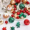 Set de 42 Bolas de Navidad Rojas, Verdes y Doradas Hombre de Jengibre Adornos Navideños Pintados a Mano para Árbol de Navidad Decoración de Árbol de Navidad Bolas de Navidad