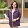 Chamarra con capucha estilo mamá para mujer, nueva colección 2026, top estampado con cierre de moda para mujeres de mediana edad y mayores, chaqueta elegante