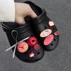 Série Apple ~ novo sapato fofo de desenho animado de maçã vermelha para o verão com furos sapatos flor acessórios DIY removíveis
