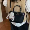 Bolsa Inclinada Nova Feminina Retrô para o Trabalho Ombro Único Transversal Versátil Pequena Nicho Moda Outono Diária 2026