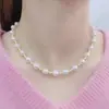Collar de Perlas Estilo Francés Nk-296, Suministro Directo del Fabricante, Estilo Corto, Gama Alta, Nicho, Lujo Ligero, Nuevo Modelo para Mujer, Artículo Popular de Celebridad de Internet