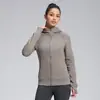 Nova jaqueta de yoga outono e inverno para mulheres, forrada com fleece, espessa, quente, com zíper, modelagem justa, top de yoga que afina