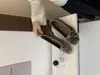 Zapatos para mujer de punta cuadrada que aumentan la altura, colección otoño 2026, mocasines de estilo francés con ante plisado y detalle de lazo