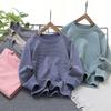 Camiseta Interior de Moda a Rayas de Cuello Redondo para Niños, Esencial para Uniforme Escolar, Venta al por Mayor de una Pieza desde Fábrica de Exportación de Qingdao, Se Puede Usar Afuera