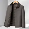 Nueva chaqueta de lana de doble cara para hombre, estilo business, para otoño e invierno, con forro de plumón desmontable, diseñada para personas de mediana edad y mayores