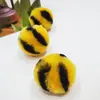 Abelha Pequena de Acrílico 3,5cm Bola Felpuda Bicolor Bola de Pelúcia DIY Acessórios para Roupas Caxemira Feita à Mão Bola de Amora