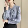 Blusa Azul com Laço Design Feminino Senso de Design Nicho Temperamento Profissional Camisa Top de Chiffon Amarração Primavera Outono Manga Longa