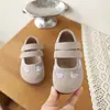 Sapatos Mary Jane Retro com Velcro para Mulheres 2026 Novos Primavera e Outono Sola Grossa Casuais Esportivos Ballet Sapatos de Couro Vazados