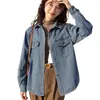 Foto Real de la Nueva Moda Femenina 2025 Elegante Versátil Retro Cuello Solapa Color Sólido Lavado Suave Top Camisa de Mezclilla para Mujer