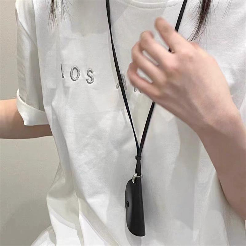 圆形挂脖包