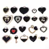 Nuevo colgante de corazón negro de aleación con goteo de aceite para pulsera, collar, llavero, accesorio decorativo W826