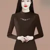 Elegante y versátil top cálido, nueva moda de otoño e invierno, camiseta básica para mujer, elegante cuello semi-alto, manga larga